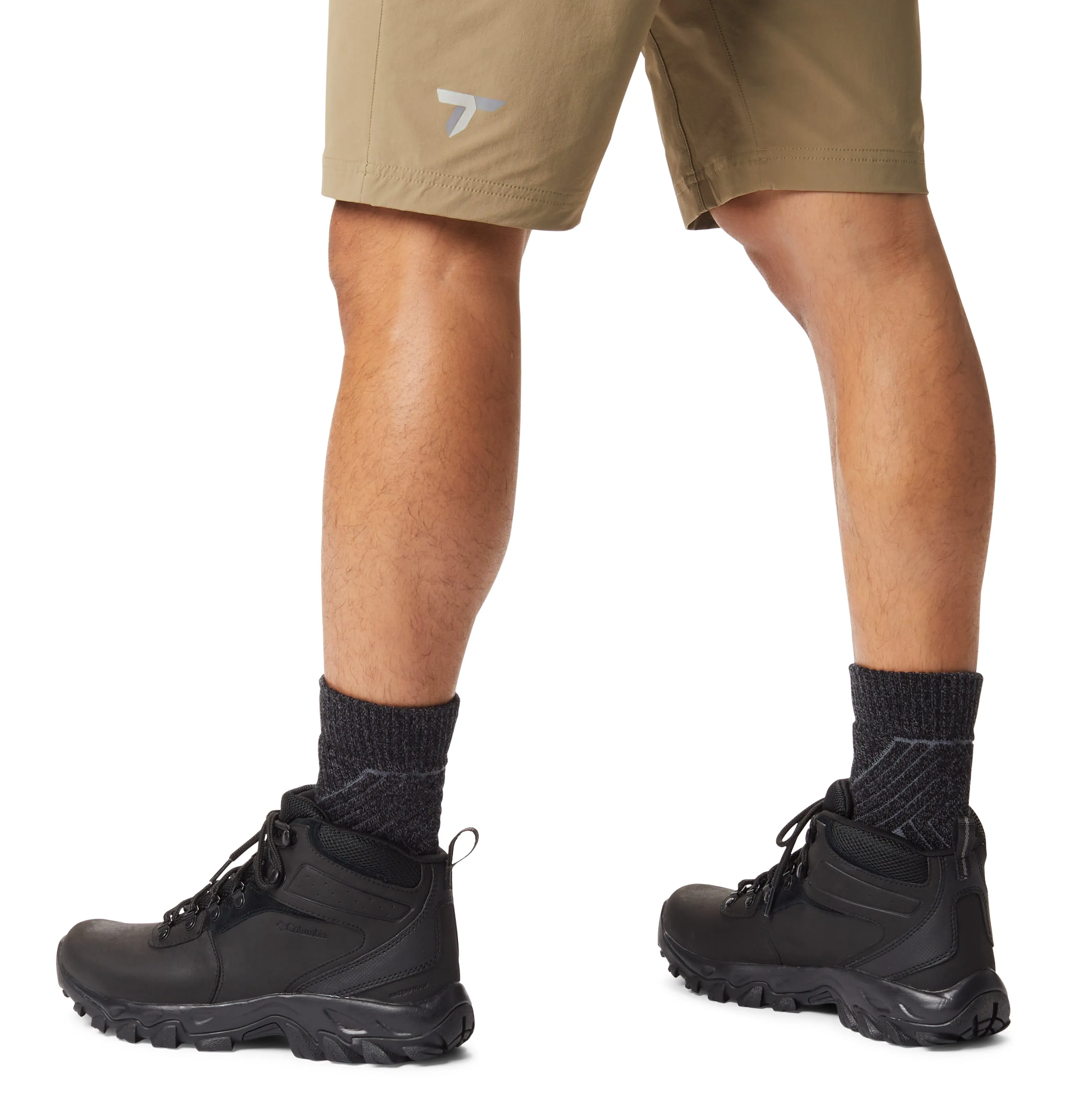 Columbia Men's Newton Ridge Plus II Waterproof Trail Boots (Black)